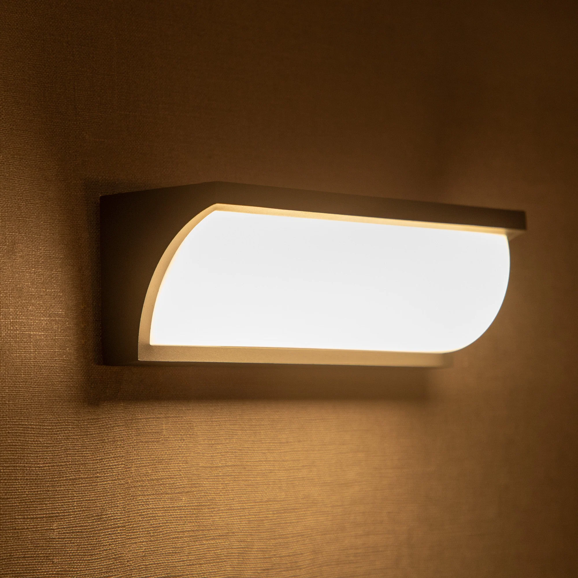 Wall-light5